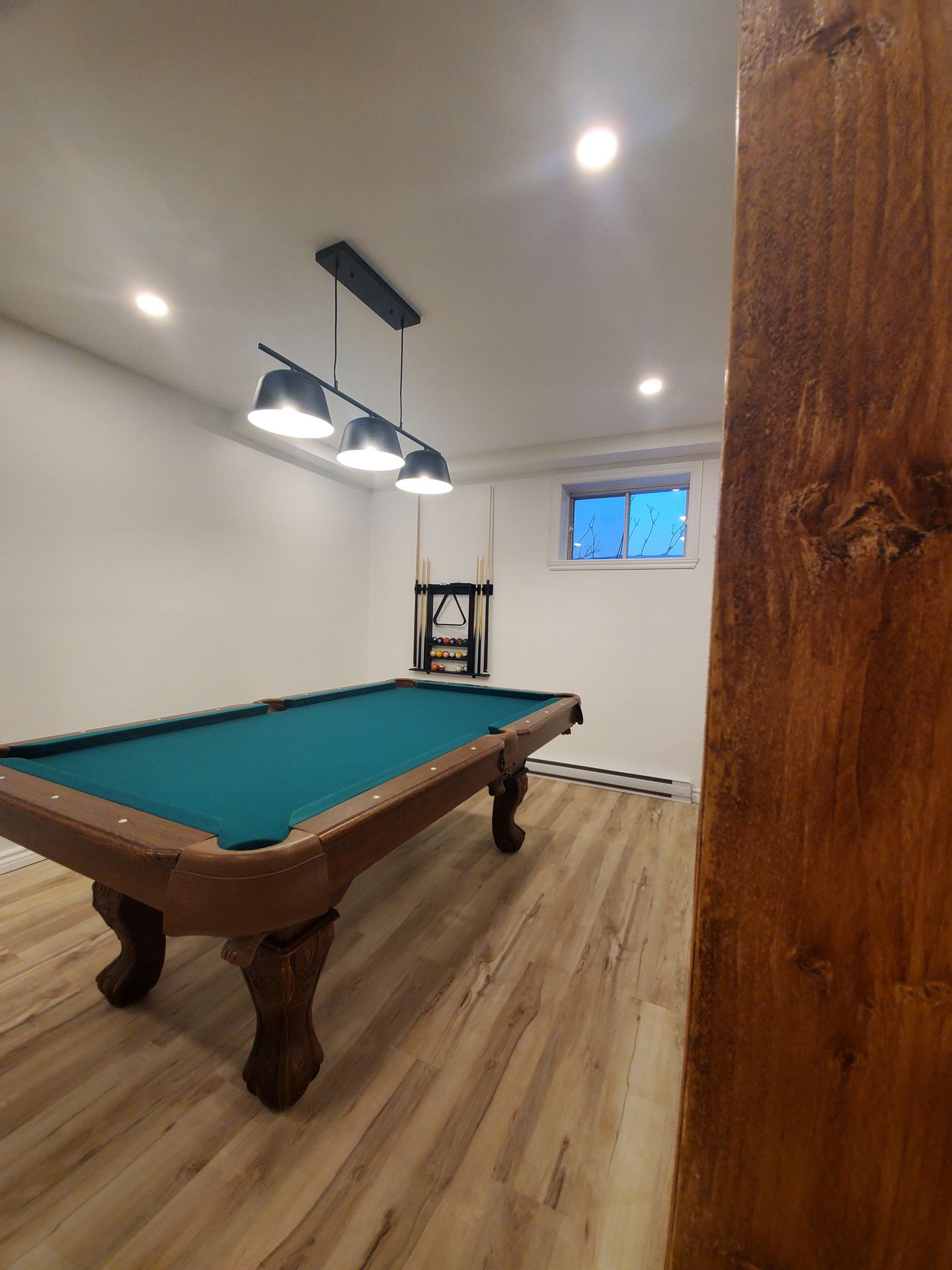 Chalet Nantel surrounding forest and nature